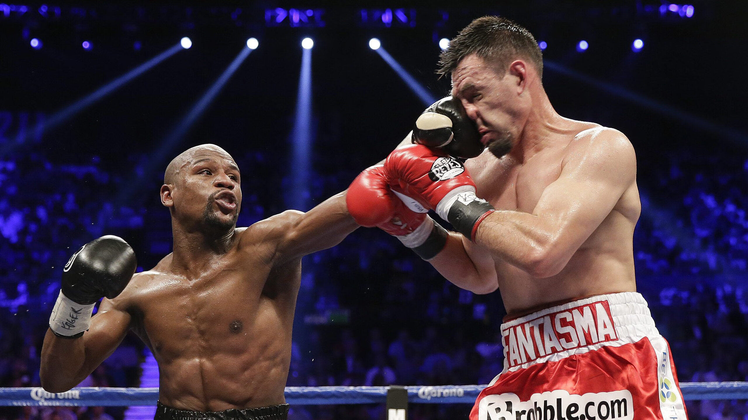 2014年以来首见！格里马尔多单场两粒任意球进球震撼德甲，格里马尔多 fm2020